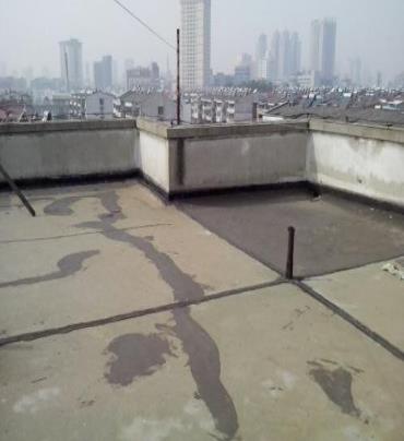 长兴漏水维修 楼顶漏水是什么原因，楼顶漏水维修方法是什么?